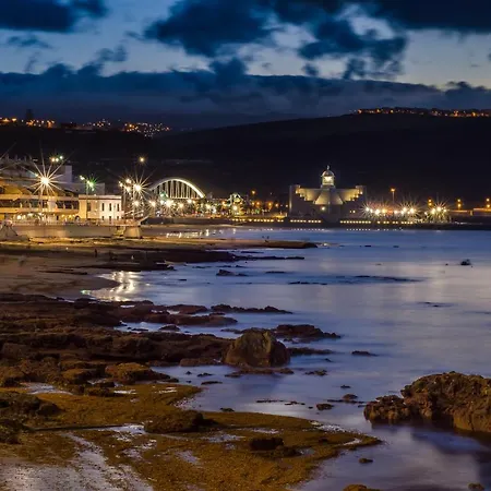 Апартаменти Home2book Charming Beachside Retreat Canteras *