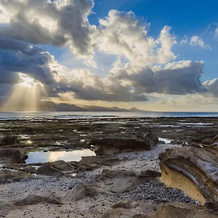 Home2book Charming Beachside Retreat Canteras Apartment